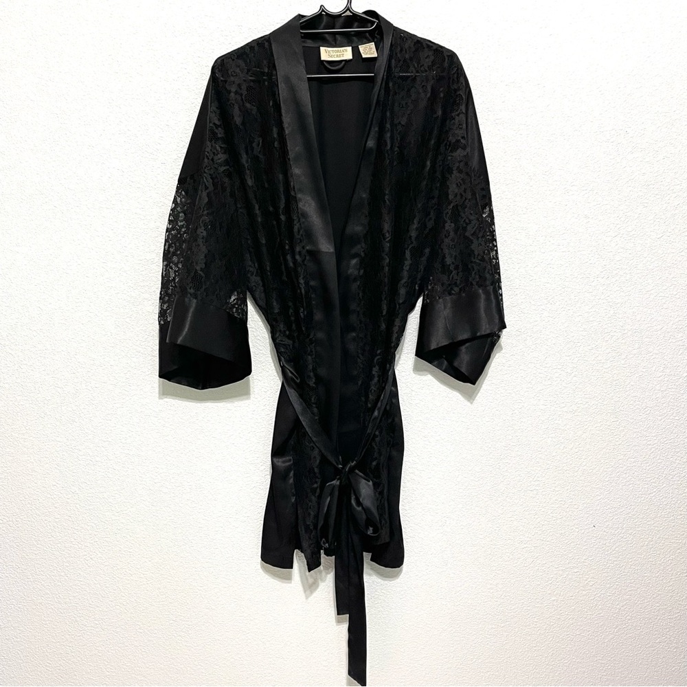 Victoria's Secret VINTAGE GOLD Label Woman Black Floral Lingerie Robe Size OS